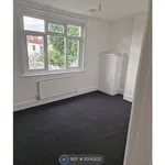 Rent 2 bedroom house in London