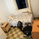 Rent 3 bedroom apartment in Barcelona