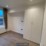 Rent 5 bedroom house in South East England