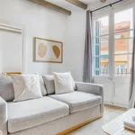 Rent 3 bedroom apartment of 72 m² in Barcelona