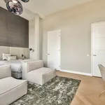 Huur 4 slaapkamer appartement van 183 m² in Nieuwe Pijp