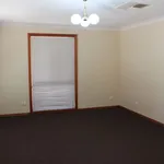 House for rent in 

21 Palm Drive, East Albury