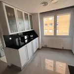 Rent 5 bedroom apartment in Girona