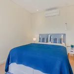 Rent 1 bedroom apartment in Porto