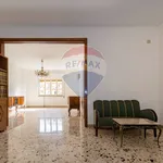 Rent 4 bedroom apartment of 156 m² in Palermo