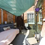 Rent 3 bedroom flat in East Of England