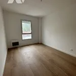 Maison de 100 m² avec 4 chambre(s) en location à PONT DE CHERUY