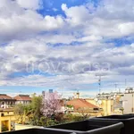 Rent 2 bedroom apartment of 70 m² in Milano