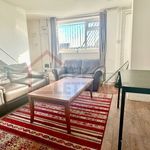 Rent 3 bedroom flat in East Midlands