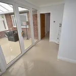 Rent 5 bedroom house in East Staffordshire