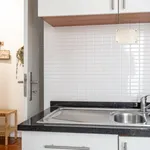 Rent 3 bedroom apartment of 84 m² in Lisbon