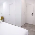 Rent 4 bedroom apartment of 12 m² in Madrid