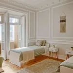 Rent a room in lisbon