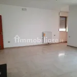 Rent 5 bedroom house of 100 m² in Taranto