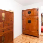 Rent 2 bedroom apartment in Lisbon