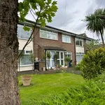 Rent 3 bedroom flat in North West England