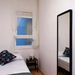 Rent a room of 90 m² in Barcelona