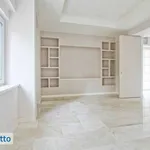 Rent 6 bedroom apartment of 450 m² in Rome