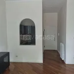 Rent 2 bedroom apartment of 72 m² in Roma