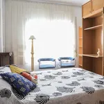 Rent a room in Madrid']