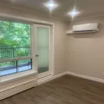 Appartement de 699 m² avec 5 chambre(s) en location à Toronto