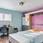 4 bedroom apartment of 925 sq. ft in Quebec