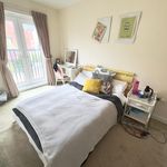 Rent 4 bedroom house in Leeds