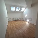 Pronajměte si 2 ložnic/e byt o rozloze 74 m² v Bratislava