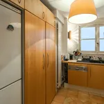 Rent 2 bedroom apartment of 61 m² in Paris