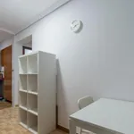 Rent 5 bedroom apartment in Valencia