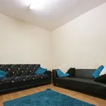 Rent 3 bedroom flat in West Midlands