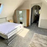 Rent 2 bedroom flat in Wales