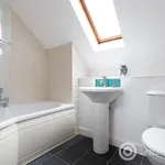 Rent 3 bedroom flat in Perth