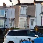 Rent 4 bedroom flat in Wales