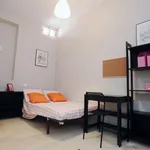 Rent 7 bedroom apartment in Valencia