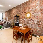 Rent 1 bedroom apartment of 700 m² in Queens