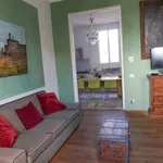 Rent 8 bedroom apartment of 250 m² in Firenze