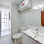 Alquilo 3 dormitorio apartamento de 67 m² en valencia