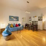 Rent 2 bedroom apartment of 100 m² in florence