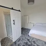 Rent 5 bedroom house in North West England