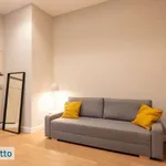 Affitto 3 camera appartamento di 60 m² in Naples