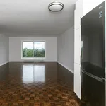 Rent 1 bedroom apartment in Montreal