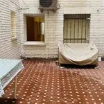 Rent a room of 100 m² in madrid