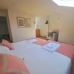 Rent 7 bedroom apartment in Lisbon