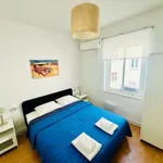 Alquilar 4 dormitorio apartamento en malaga