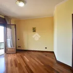 Affitto 3 camera appartamento di 118 m² in Sezze