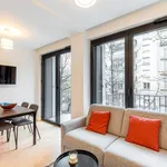 Rent 1 bedroom apartment of 323 m² in Paris