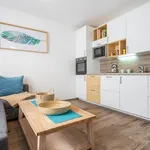 Pronajměte si 2 ložnic/e byt o rozloze 42 m² v Prague