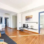 Affitto 3 camera appartamento di 82 m² in Genoa