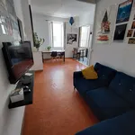 Appartement de 540 m² avec 2 chambre(s) en location à Marseille